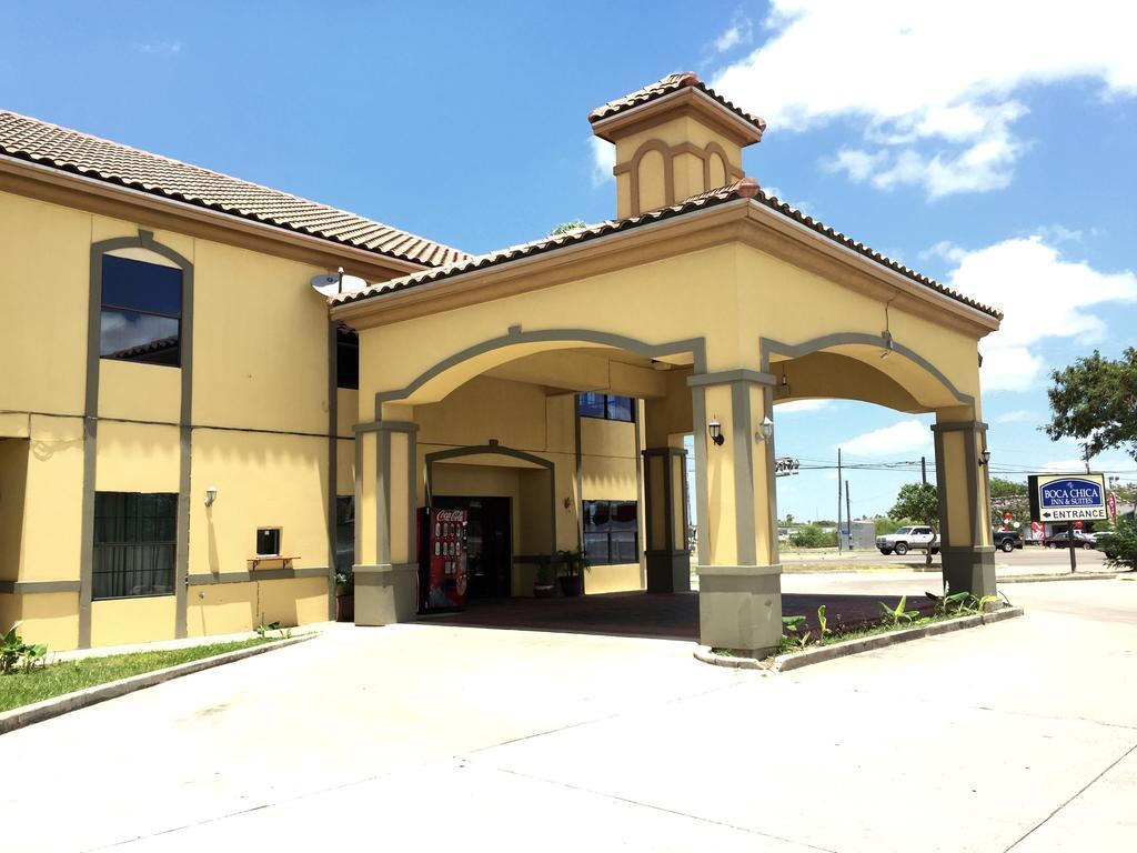 Boca Chica Inn And Suites Brownsville Exterior photo